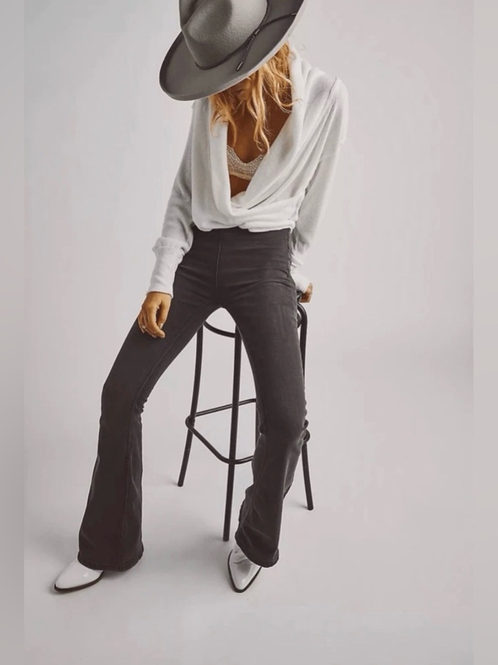 FREE PEOPLE WE THE FREE HOLD ME CLOSE PULLOVER SWEATER - Picture 4 of 11